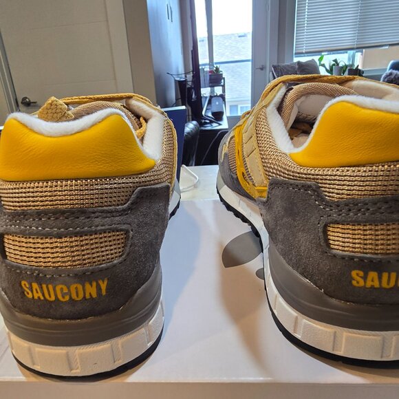 Saucony Shadow 5000 Casual Athletic Sneakers Grey/Curry S70665-28 MENS 10 NEW - Picture 4 of 12